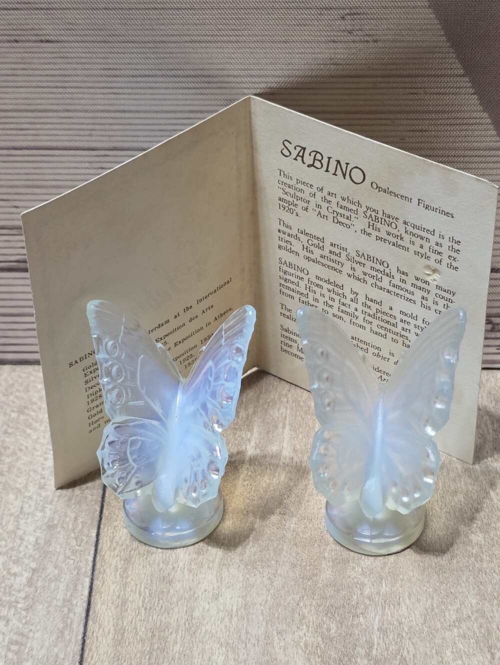 HARD TO FIND AUTHENTIC PAIR OF OPALESCENT SABINO GLASS FIGURES BUTTERFLY FRANCE